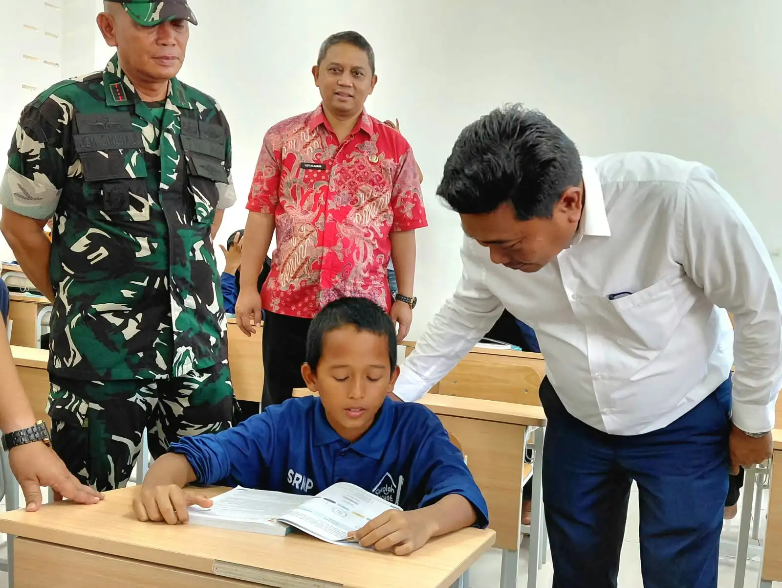 Lom Lom Suwondo Dorong Pembelajaran Berkualitas di Sekolah Rakyat