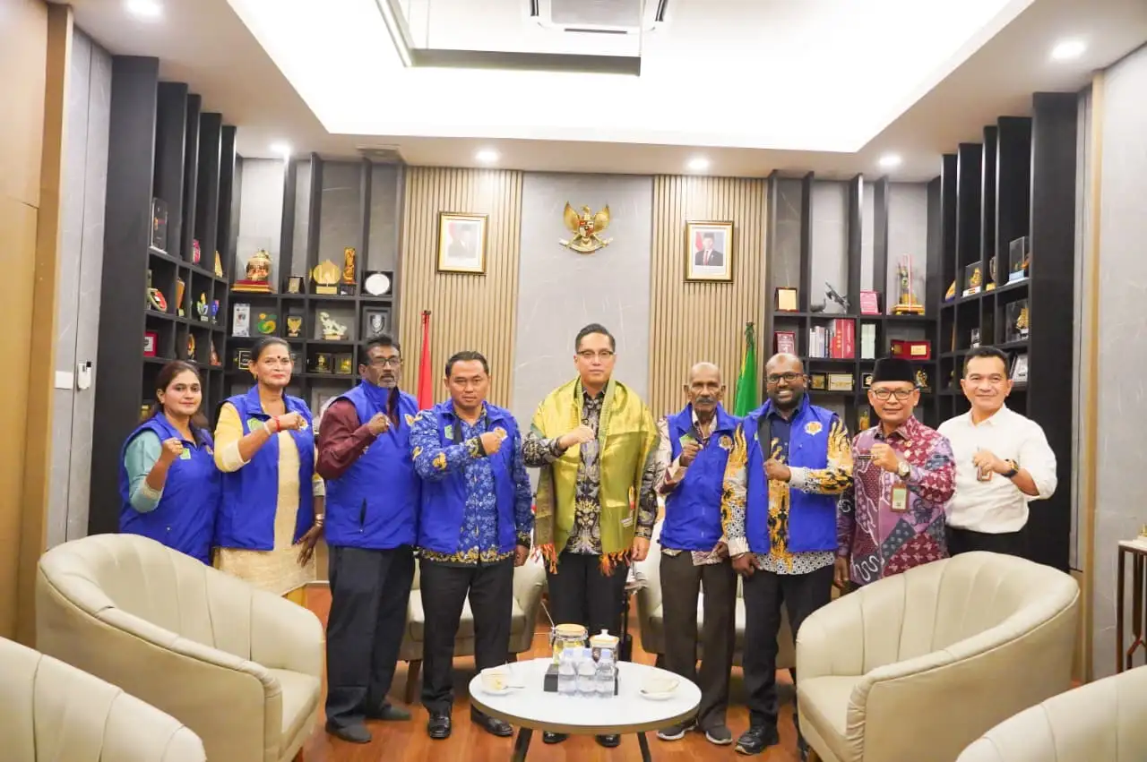 Rico Waas Dukung Peringatan 100 Tahun Buddhis Tamil Nusantara