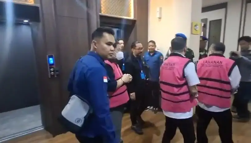 Kejagung Serahkan 5 Tersangka Korupsi IUP PT QSS
